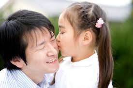 Cha và con gái cùng tình yêu