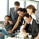 Mẹo tránh làm “kẻ ngoài lề” trong công việc