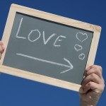 Hãy yêu như thể chỉ còn có ngày hôm nay