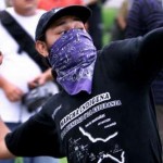 Quà tặng cuộc sống: Ném đá