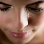 Tại Sao Phụ Nữ Khóc